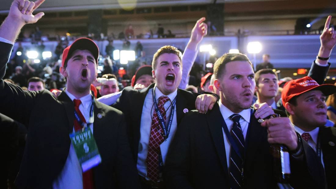 election-trump-supporters-1109