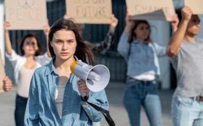 Influencia política: Qué es, tipos y cómo afecta a la sociedad